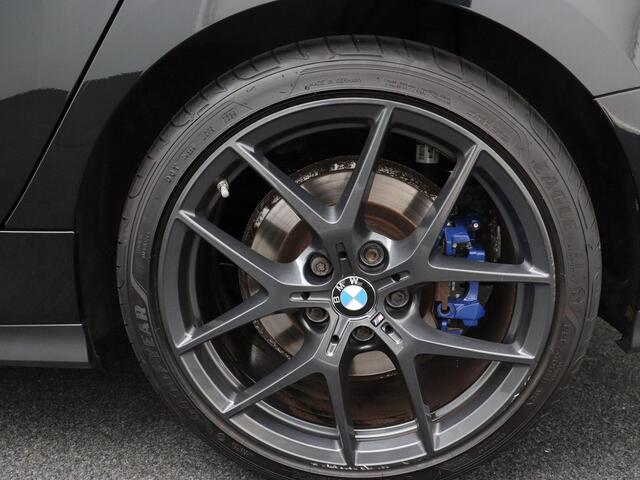 BMW 2-SERIE Gran Coupé 218i High Executive | M Sportpakket | Stuurwielrand verwarmd | Panoramadak | 18''