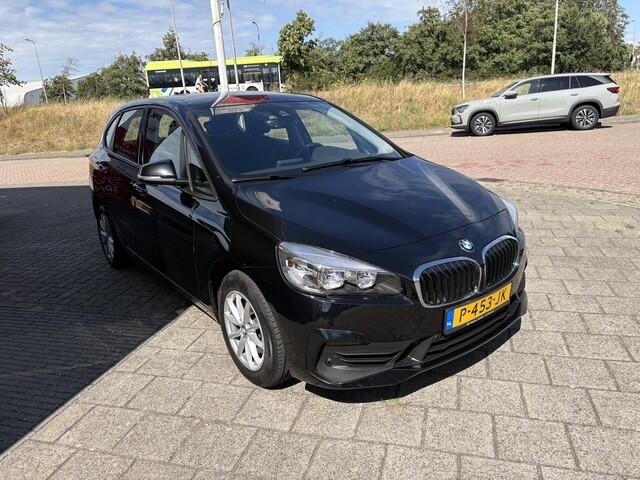 BMW 2-SERIE Active Tourer 220i High Executive | Navi | Cruise | Camera | 100.204 km Dealeronderhouden