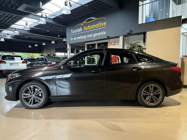 BMW 2-SERIE Gran Coupé 218i Executive Edition Automaat | Navigatie | Cruise/climate control |