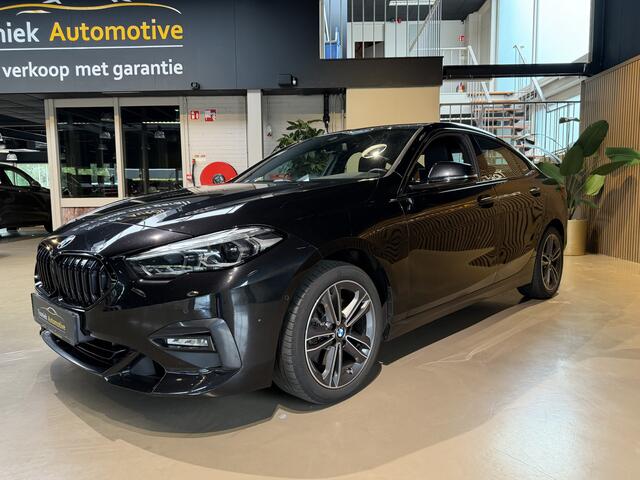 BMW 2-SERIE Gran Coupé 218i Executive Edition Automaat | Navigatie | Cruise/climate control |