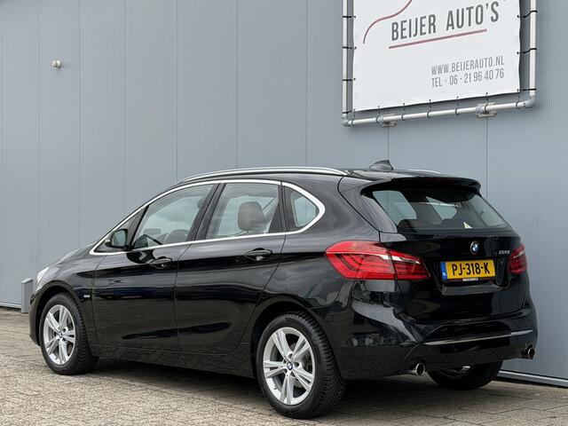 BMW 2-SERIE Active Tourer 220i High Executive Automaat Navigatie/LED.