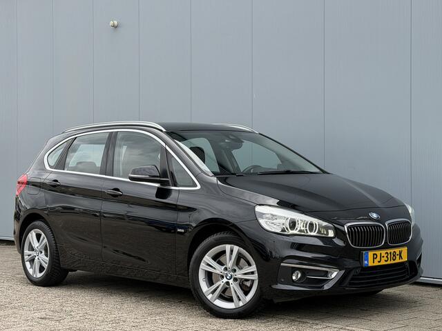 BMW 2-SERIE Active Tourer 220i High Executive Automaat Navigatie/LED.