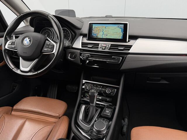 BMW 2-SERIE Active Tourer 220i High Executive Automaat Navigatie/LED.