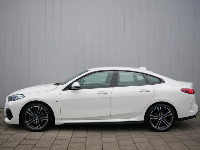 BMW 2-SERIE Gran Coupé 218i Business Edition 136 Pk Automaat M-pakket / Navi / DAB / Apple Carplay