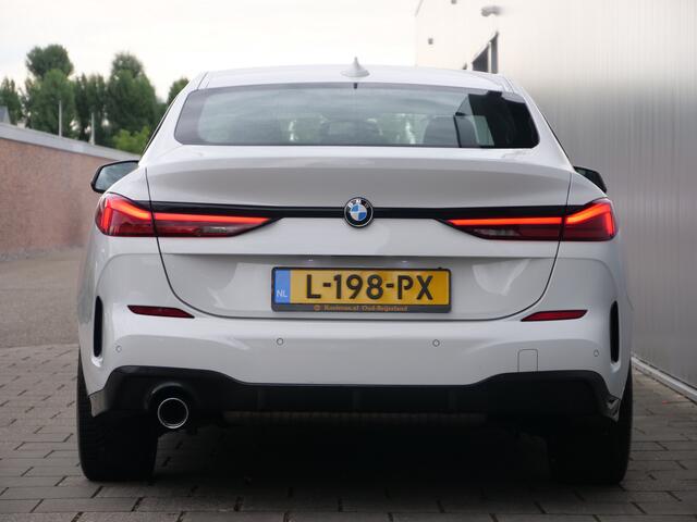 BMW 2-SERIE Gran Coupé 218i Business Edition 136 Pk Automaat M-pakket / Navi / DAB / Apple Carplay
