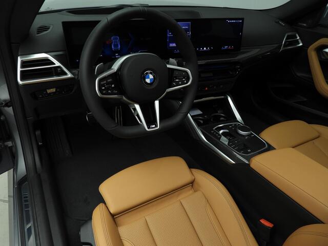 BMW 2-SERIE Coupé 230i M-Sportpakket Pro / LED / Schuifdak / Harman-Kardon / Getint glas / Alu wielen 19 inch