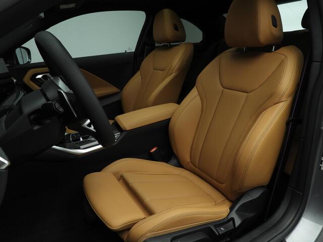 BMW 2-SERIE Coupé 230i M-Sportpakket Pro / LED / Schuifdak / Harman-Kardon / Getint glas / Alu wielen 19 inch