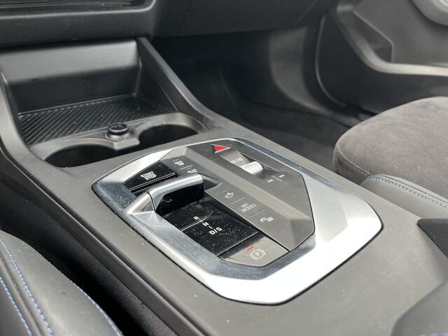 BMW 2-SERIE Active Tourer 225e xDrive | Caera | Stoelvverwaming | Panorama dak | Adaptieve LED koplampen