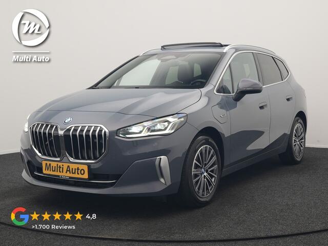 BMW 2-SERIE Active Tourer 225e xDrive Luxury Line PHEV 245pk Dealer O.H | Trekhaak Af Fabriek | Panodak | Adaptive Cruise | Lederen Sportstoelen Massage & Memory | Stoelen & Stuur Verwarmd | Blis | Sfeerverlichting | Apple Carplay | Widescreen Navigatie | Plug In Hybrid |
