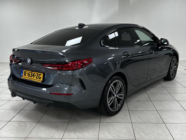 BMW 2-SERIE Gran Coupé 218i High Executive AFNEEMBARE TREKHAAK | LEDEREN BEKLEDING | NAVIGATIE | ACHTERUITRIJCAMERA