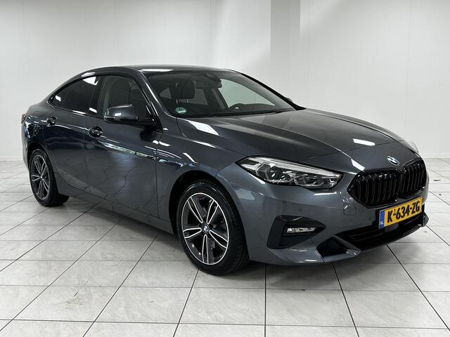 BMW 2-SERIE Gran Coupé 218i High Executive AFNEEMBARE TREKHAAK | LEDEREN BEKLEDING | NAVIGATIE | ACHTERUITRIJCAMERA