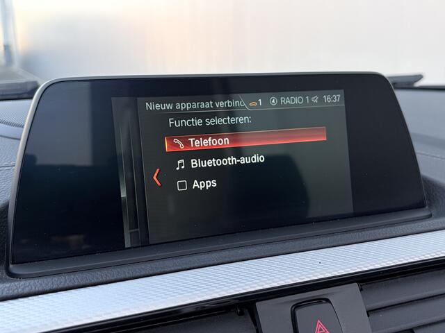 BMW 2-SERIE Cabrio 230i High Executive 252 Pk Automaat M-sport / Navi / DAB / PDC / Windscherm