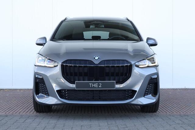 BMW 2-SERIE Active Tourer 225e xDrive M Sportpakket | Travel Pack | Comfort Pack | Premium Pack | Harman Kardon