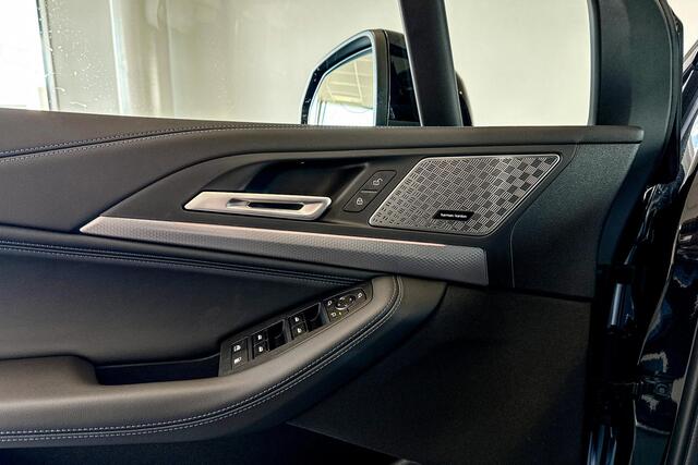 BMW 2-SERIE Active Tourer 225e xDrive | M Sport | Glazen Panoramadak | Harman Kardon | Stoelverwarming |