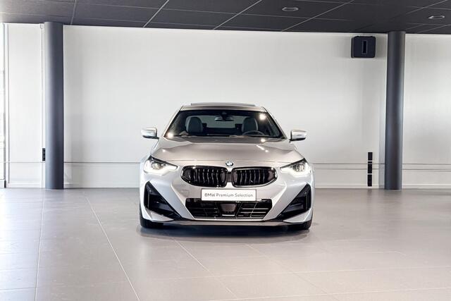 BMW 2-SERIE Coupé 220i | M Sport Pro | Glazen schuif-/kanteldak | Harman Kardon | Stoelverwarming | Comfort Access |