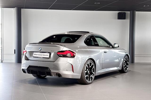 BMW 2-SERIE Coupé 220i | M Sport Pro | Glazen schuif-/kanteldak | Harman Kardon | Stoelverwarming | Comfort Access |