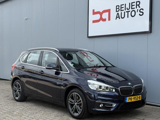 BMW 2-SERIE Active Tourer 220i High Executive Automaat Navigatie/Trekhaak.