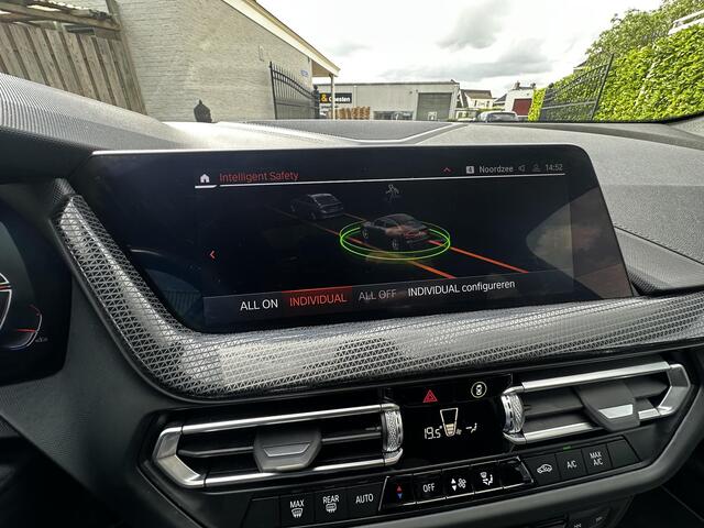 BMW 2-SERIE Gran Coupé 218i Org NL 1ste eigen. Sport|HiFi|Panorama