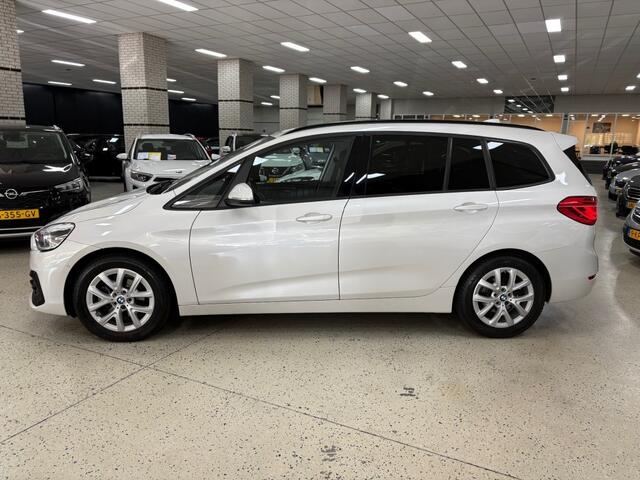 BMW 2-SERIE 216I HIGH EXEC. / Climatronic / Cruise / Afn. Trekh. / Navi / Camera