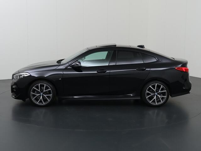 BMW 2-SERIE Gran Coupé 218i M Sport | Achteruitrijcamera | Memorystoel | Stoel en stuurwielverwarming | Panoramadak | Cruise control adaptief |