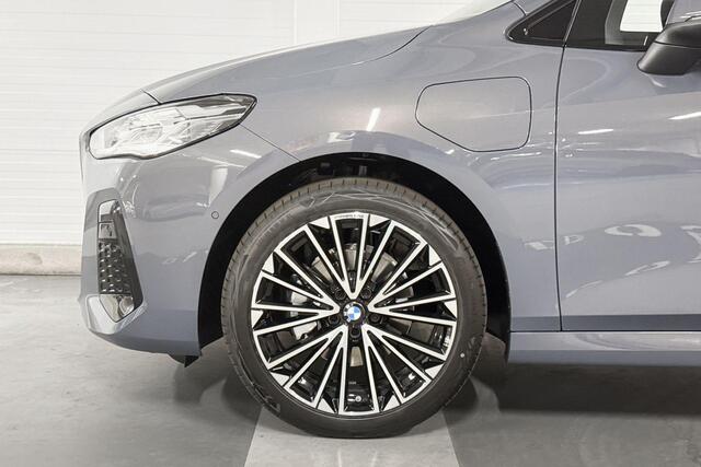 BMW 2-SERIE Active Tourer 225e xDrive M Sport | Panoramadak | Harman Kardon