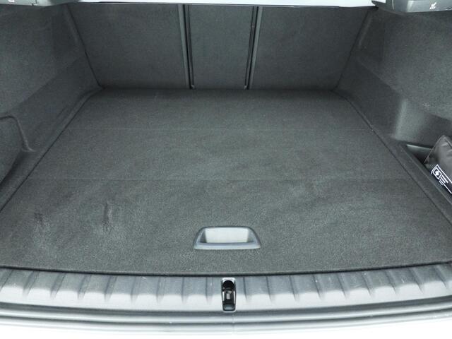 BMW 2-SERIE Gran Coupé 220 | M-Sportpakket | LED | Navigatie | Sportstoelen | Shadow line | DAB | Alu 18 inch