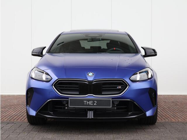 BMW 2-SERIE M235 xDrive Gran Coupé | M Sportpakket Pro | M Compound remsysteem | Panoramadak | Harman Kardon | Head-Up Display