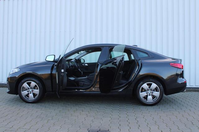 BMW 2-SERIE Gran Coupé 218i Business Edition | Incl. 12 maanden garantie | Cruise control | Climate control | Parkeersensoren | Apple carplay/Android auto | Navigatie | DAB radio | Vol leder sportstoelen |