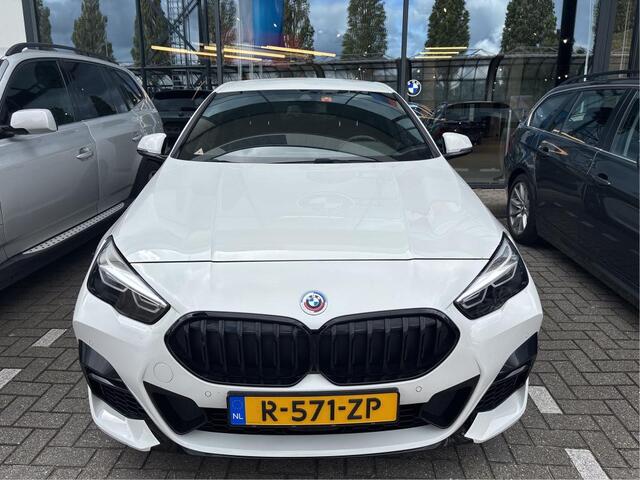 BMW 2-SERIE Gran Coupé 218i M-Sport | 19" | Hifi | Stoelverwarming | Privacy Glass |