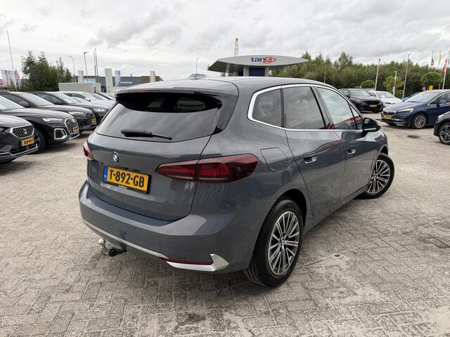 BMW 2-SERIE 218i Active Tourer Luxury Line Achteruitrijcamera Trekhaak Carplay