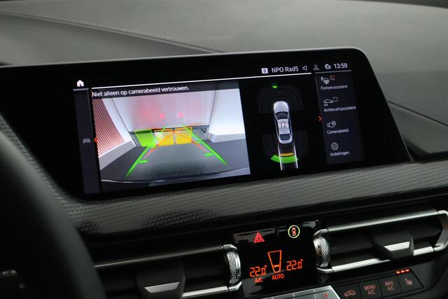BMW 2-SERIE Gran Coupé 218i 136pk Aut. Business Edition Plus Camera Stoelverwarming Sportstoelen Navigatie Leder