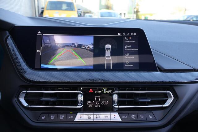 BMW 2-SERIE Gran Coupé 218i Executive Edition 1e eigenaar | Dealer Onderh | BTW | NAP | M-Sport+ | Pano | Winterpack | Harman | Camera | Alarm Klasse 3 | HIFI | Navi | Climate | Carplay | LMV | DAB