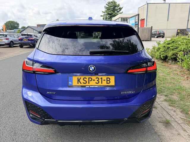 BMW 2-SERIE Active Tourer 225e xDrive 245PK M-SportoMassageoACC