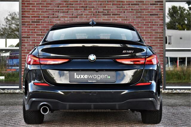 BMW 2-SERIE Gran Coupé 218i M-Sport Shadowline Trekhaak 18inch Live-cockpit Sfeerverlichting