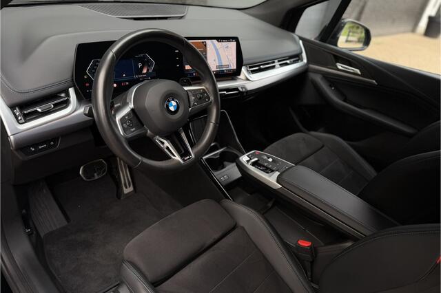 BMW 2-SERIE Active Tourer M-Sport | Massage | Memory | Trekhaak | Comfort Acces | Stuur+Stoelverwarming