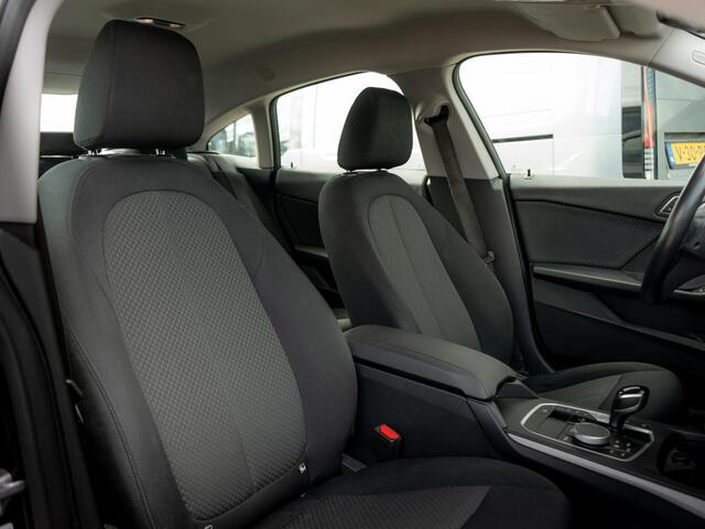 BMW 2-SERIE Gran Coupé 218i Executive Edition LED | Navigatie | Carplay