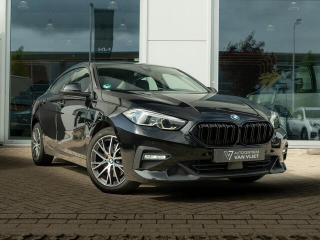 BMW 2-SERIE Gran Coupé 218i Executive Edition LED | Navigatie | Carplay