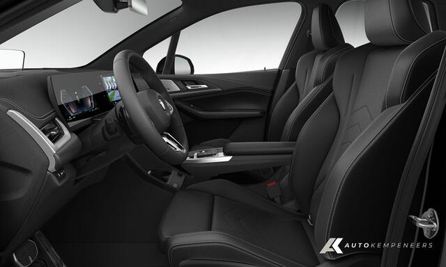 BMW 2-SERIE 220i Active Tourer M Sport | Panorama | Trekhaak | Memory | Harman/Kardon | Driving Ass. + | Head-Up | 360 Camera |