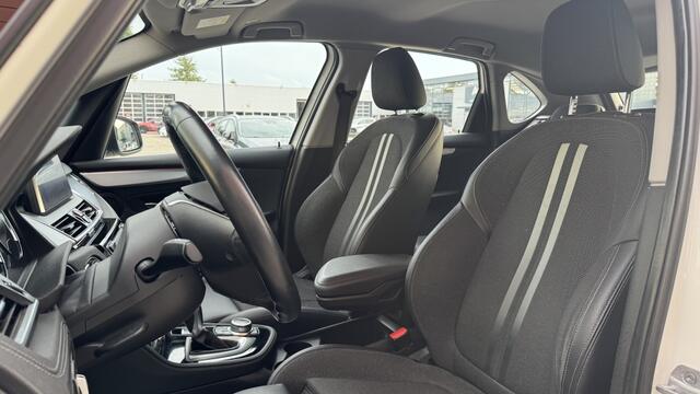BMW 2-SERIE Active Tourer 225xe iP High Exec | Navi | Camera | Stoelverw.