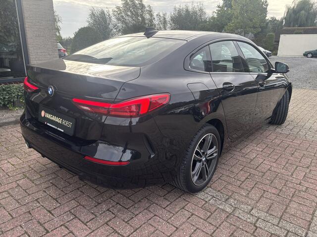 BMW 2-SERIE Gran Coupé 218i Executive Edition Automaat Panoramadak / Carplay / Camera