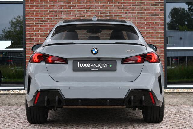 BMW 2-SERIE Gran Coupé 220 M-Sport Pano ACC H/K E-zetels 360 HUD