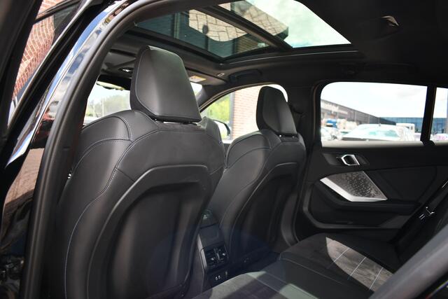 BMW 2-SERIE Gran Coupé 220 M-Sport Pano ACC H/K E-zetels 360 HUD