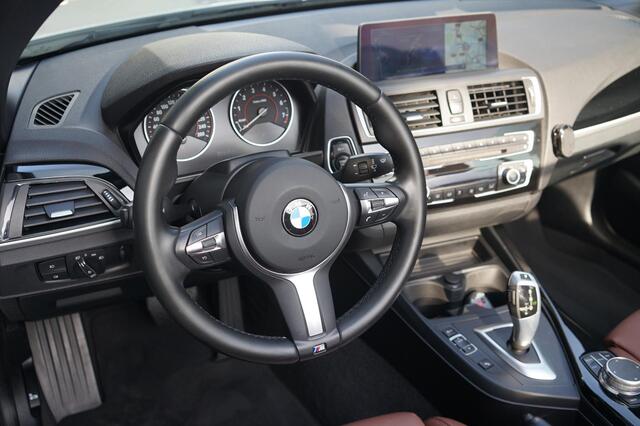 BMW 2-SERIE 220i High EXE Let op:70dkm-orig.NL-veel opties