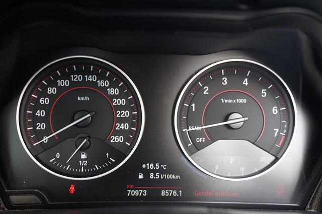 BMW 2-SERIE 220i High EXE Let op:70dkm-orig.NL-veel opties