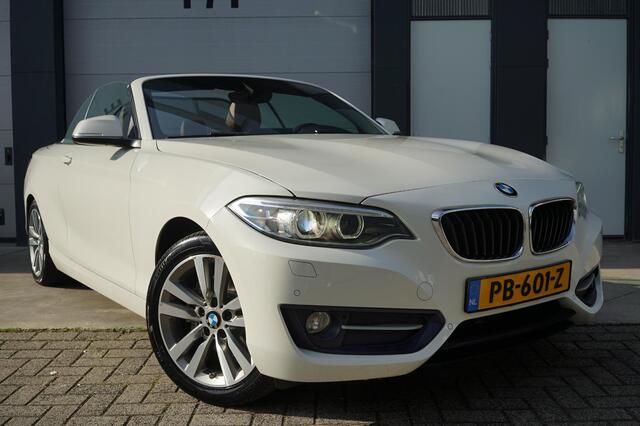 BMW 2-SERIE 220i High EXE Let op:70dkm-orig.NL-veel opties