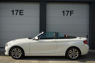 BMW 2-SERIE