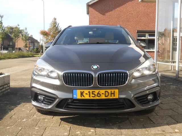 BMW 2-SERIE ACTIVE TOUR. XE i-Performance Sport-Line