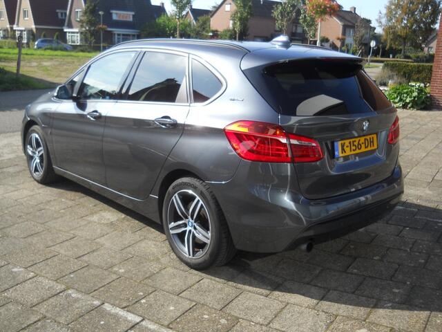 BMW 2-SERIE ACTIVE TOUR. XE i-Performance Sport-Line