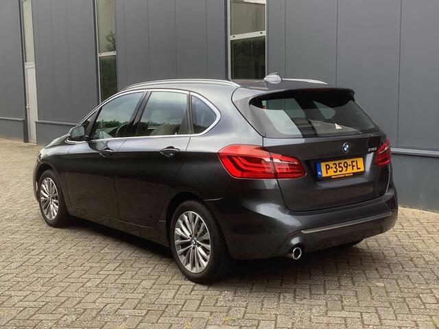 BMW 2-SERIE ACTIVE TOUR. AUT. Business Edition Plus I panorama I leder