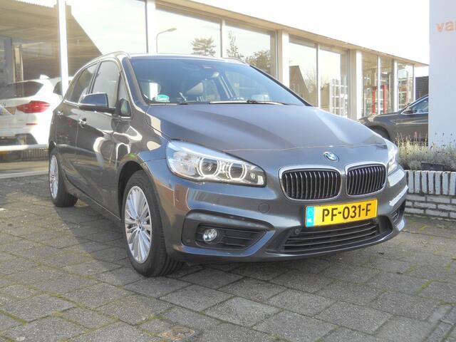 BMW 2-SERIE ACTIVE TOUR. 218i High Executive